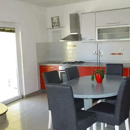Apartman Ana Apartman