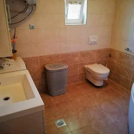 Apartman Ana Apartman *