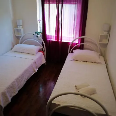 Apartman Ana *